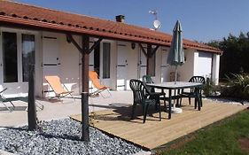 Maison La Jonchère, 4 pièces, 6 personnes - FR-1-357-89