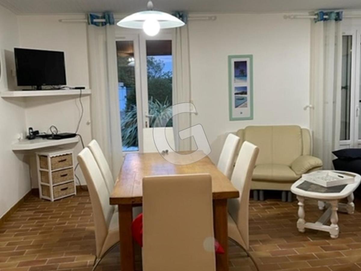 Maison La Jonchère, 4 pièces, 6 personnes - FR-1-357-89 Extérieur photo